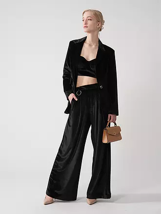 SILVIA SCHNEIDER | Samthose | 
